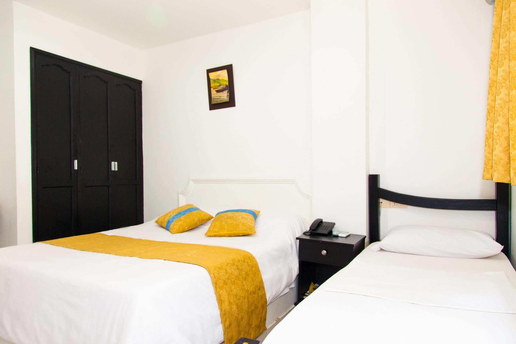 Hotel Tayromar Santa Marta  Exterior photo